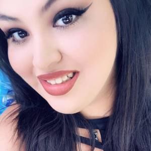 Meet your Posher, Marisol